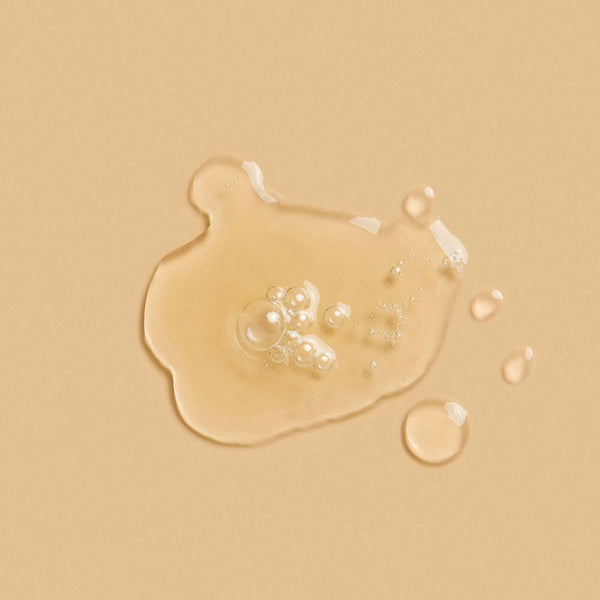 The 4 Benefits Of Incorporating Castor Oil For Curly Hair