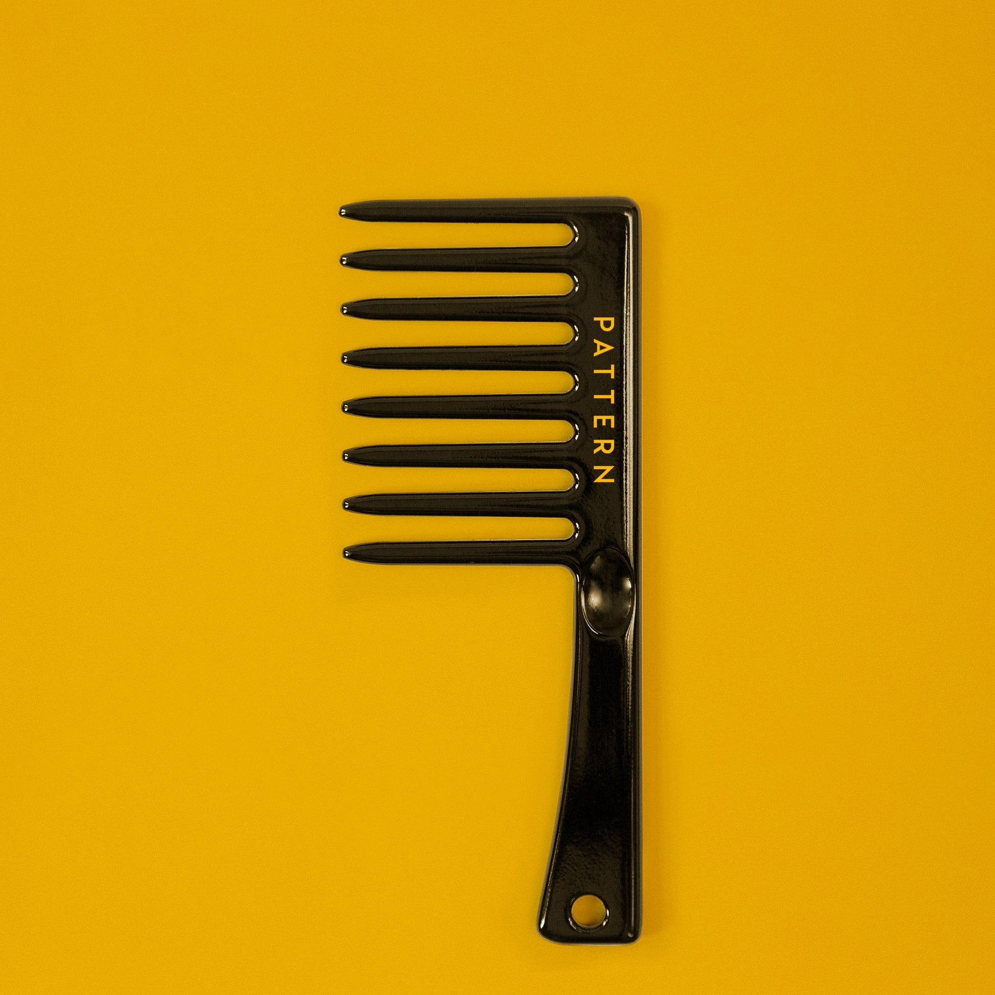 wide toothed comb